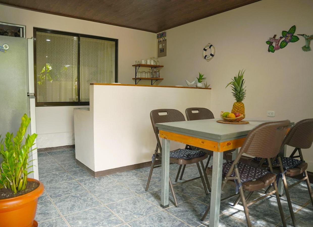 Apartamentos Y Studios Brisas Del Mar Santa Teresa Playa Santa Teresa  Exterior foto