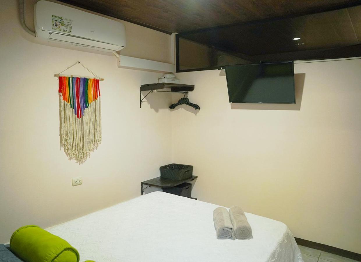 Apartamentos Y Studios Brisas Del Mar Santa Teresa Playa Santa Teresa  Exterior foto